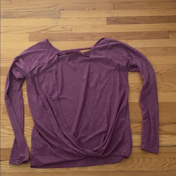 Long sleeve workout top - Picture 2 of 2